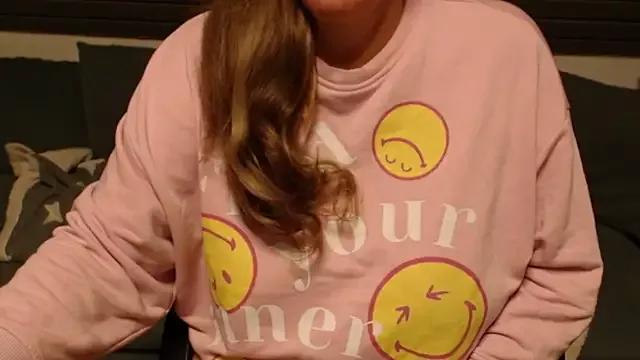 KimMitchelli from StripChat