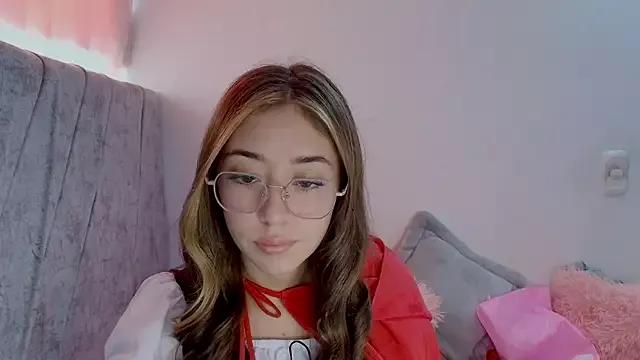 kimmy_vegga2 from StripChat