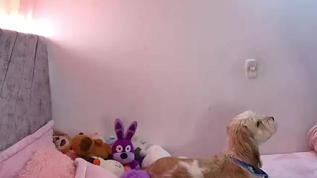 kimmy_vegga2 from StripChat