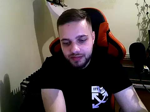 Discover our girls online shows and discover the company of countless livestreamers, with stunning shapes, sex toys and more.