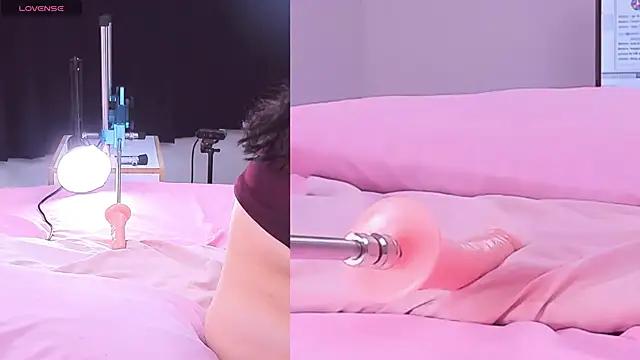 Kinky_Cloe from StripChat