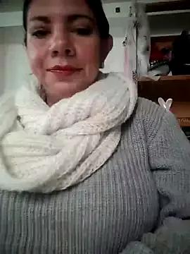 kinky_momm from StripChat is Freechat