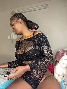 Kinkyy_ from StripChat