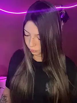 kiramedi from StripChat is Freechat