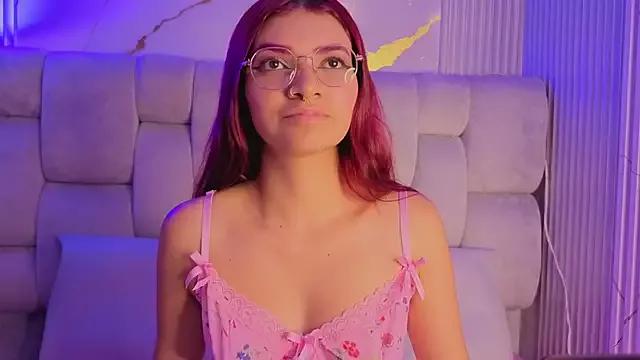 KiraRuby from StripChat is Freechat