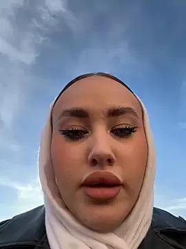 Photos of KiraSunshine from StripChat is Freechat