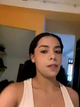 kiravicee from StripChat is Freechat