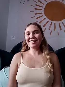 KisaVixen from StripChat is Freechat