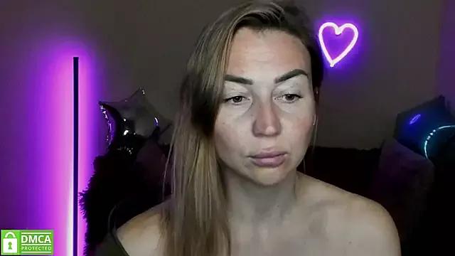 Kiss_julli88I webcams show profile image 