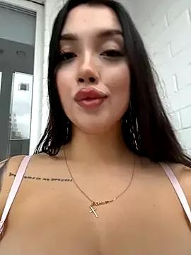 kiss_Lissa from StripChat is Freechat