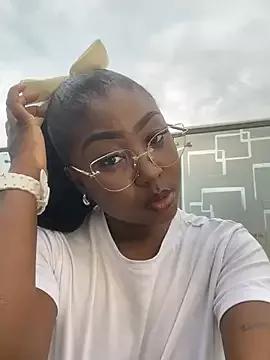 KisshaLove from StripChat