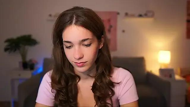 kissie_cat from StripChat is Freechat