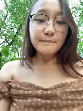 Photos of KissMeEva from StripChat is Freechat