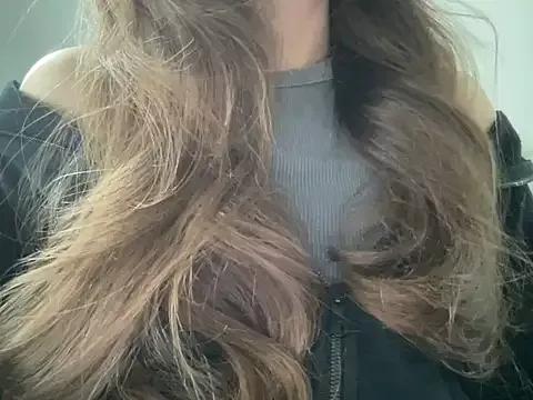 kisssangel from StripChat is Freechat