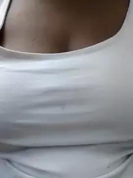 kissujaan from StripChat is Freechat