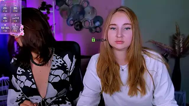 Discover our girls online shows and discover the company of countless livestreamers, with stunning shapes, sex toys and more.