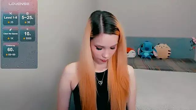 Kitten_Alissa from StripChat