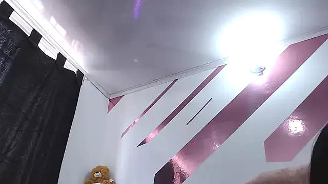 Kitten_Hot_ from StripChat