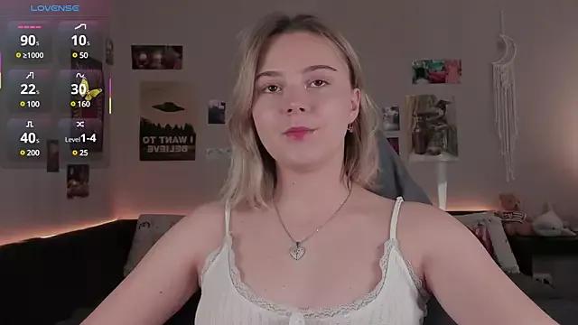 kitten_kween from StripChat