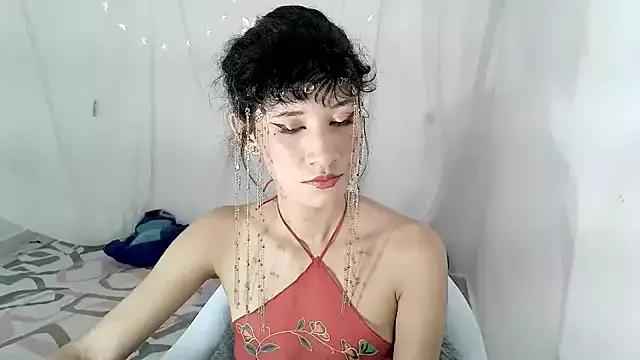 kitten_punches001 from StripChat