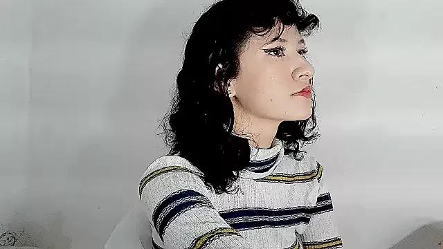 kitten_punches001 from StripChat