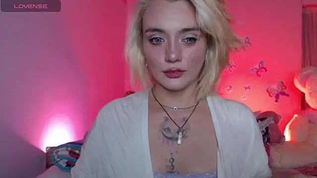 kitten_sweet from StripChat