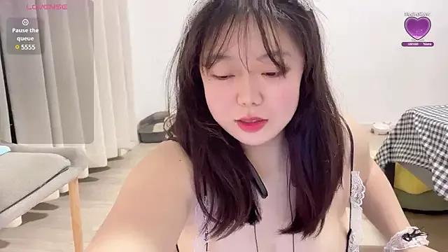 Kittenfishing from StripChat