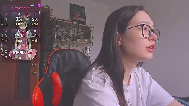 kittenrisha from StripChat
