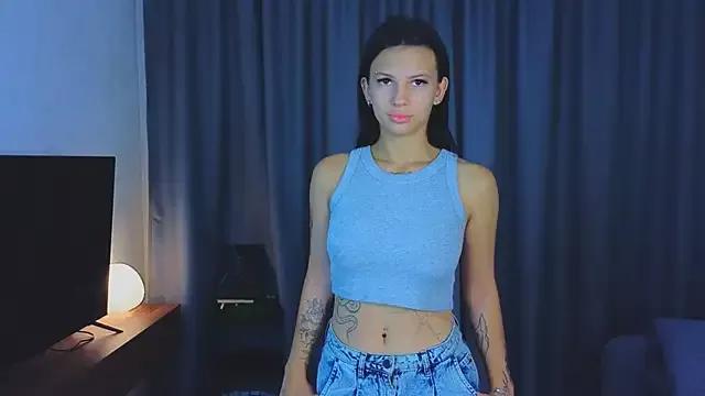KittenWriten from StripChat is Freechat