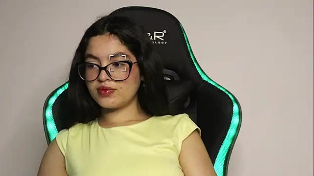 Kitty_Anne from StripChat