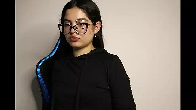 Kitty_Anne from StripChat