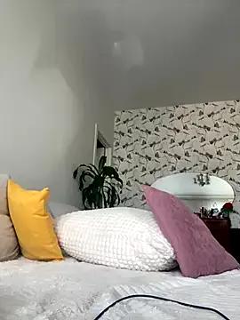 Kitty_Kisss from StripChat is Freechat