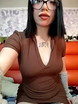 Kitty_Melodi from StripChat is Freechat