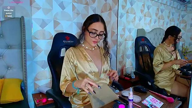 Kitty_Pridee from StripChat