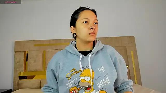 Kitty_ravee from StripChat is Freechat