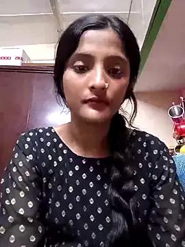 KittyBby14 from StripChat