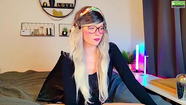 Kittychatte from StripChat