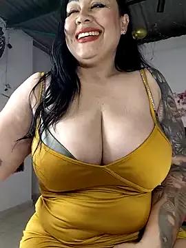 kittyhotass1 from StripChat is Freechat
