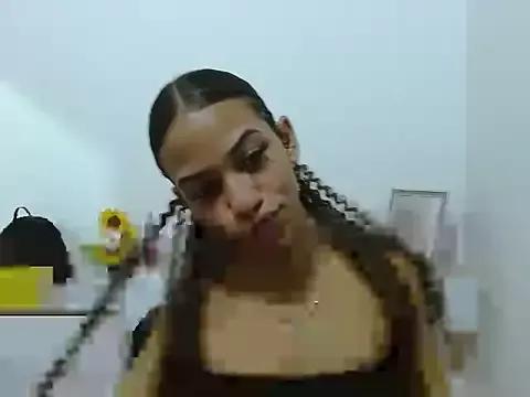 KittyLove_s from StripChat
