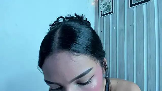 Kittylovee_ from StripChat