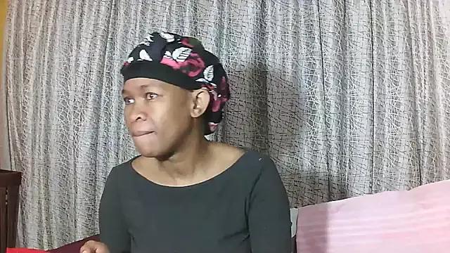 KittyMilfx3 from StripChat is Freechat