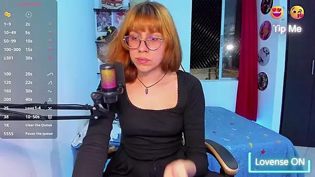 kittynerdynat from StripChat is Freechat