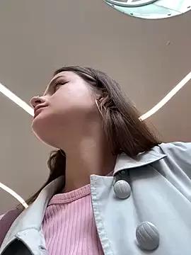 Photos of KittyQueeny from StripChat is Freechat