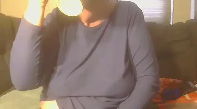 KittysUsedPantys from StripChat