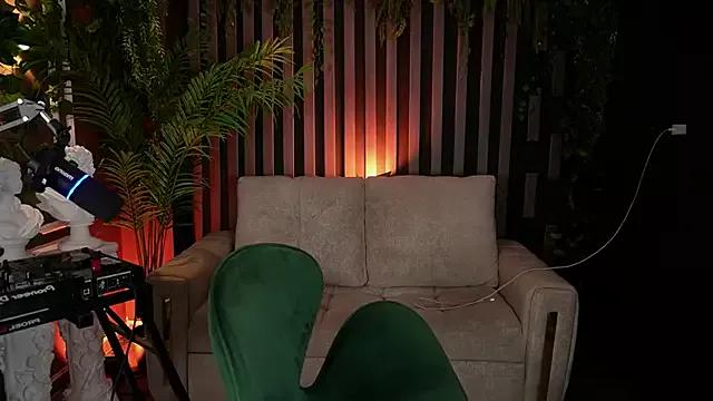 Kleeopatra_ from StripChat