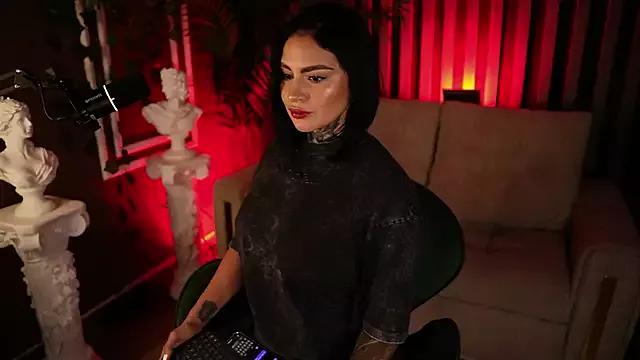 Kleeopatra_ from StripChat