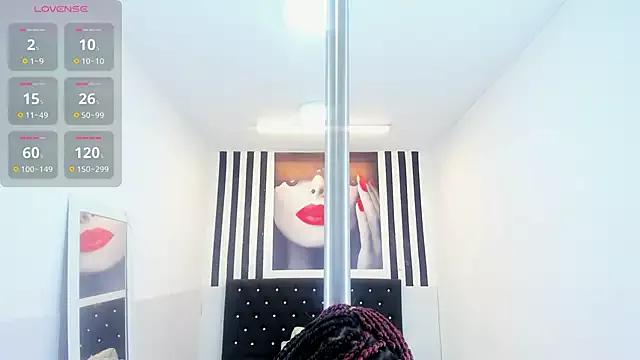 Kloe__11 webcams show profile image 