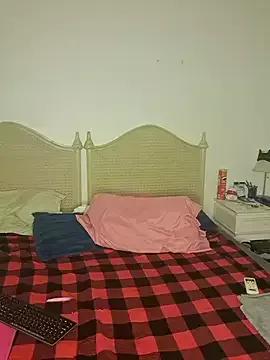 Kream_Cherry from StripChat is Freechat