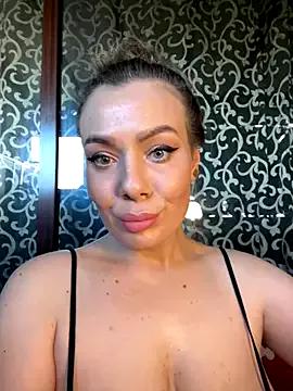 Photos of KrisKkiki from StripChat is Freechat