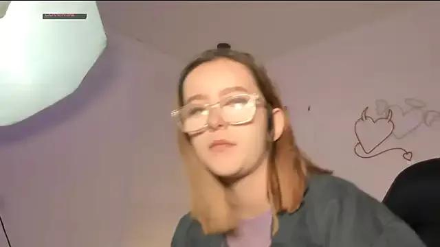 kristal_joi_dl from StripChat is Freechat